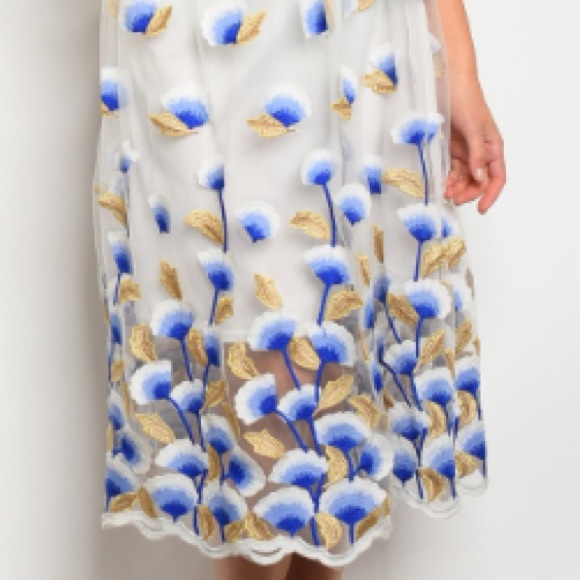 Ivory & blue 2 pc. set w/embroidered midi skirt - Picture 5 of 7